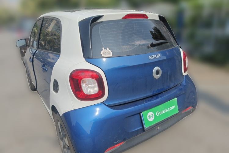 Used smart forfour 2018 1.0L 52kW Passion Edition Rear Left 45 Deg