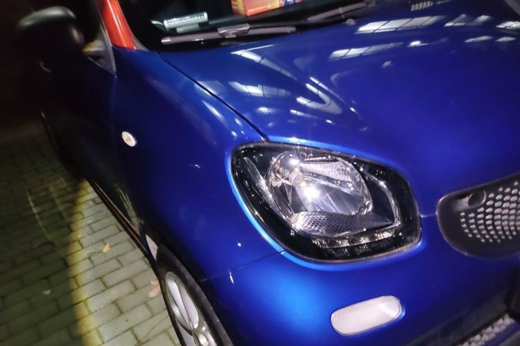 Used smart forfour 2018 1.0L 52 kW Dynamic Edition Right Front Headlight