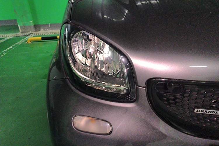 Used smart forfour 2018 0.9T 66 kW Pioneer Edition Right Front Headlight