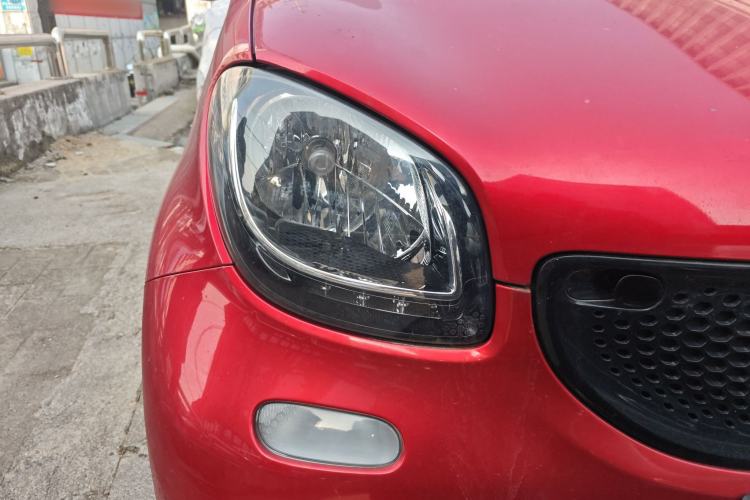Used smart forfour 2018 1.0L 52kW Passion Edition Right Front Headlight