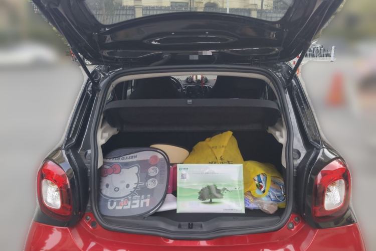 Used smart forfour 2018 1.0L 52kW Passion Edition Trunk