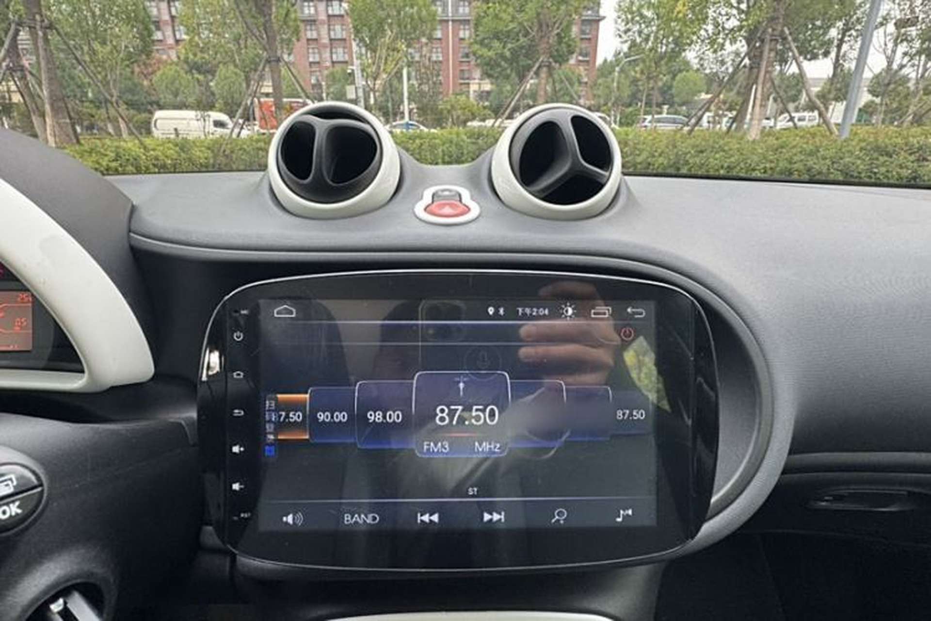 Used smart forfour 2018 1.0L 52 kW Dynamic Edition Audio And AC Panel