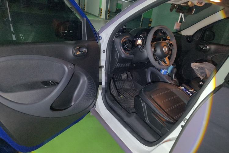 Used smart forfour 2018 0.9T 66 kW Pioneer Edition Driver Seat