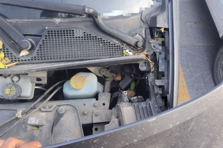 Used smart forfour 2018 0.9T 66 kW Pioneer Edition Engine Bay Left