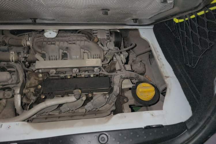 Used smart forfour 2018 0.9T 66 kW Pioneer Edition Engine Bay Left