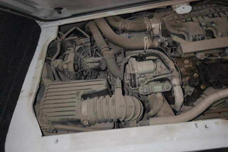 Used smart forfour 2018 0.9T 66 kW Pioneer Edition Engine Bay Right