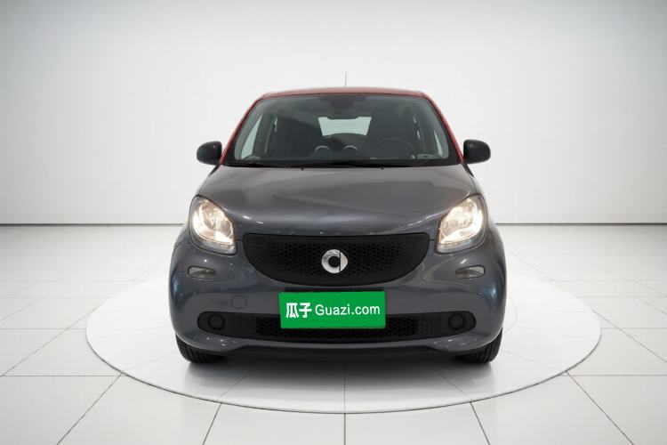 Used smart forfour 2018 1.0L 52 kW Dynamic Edition Front