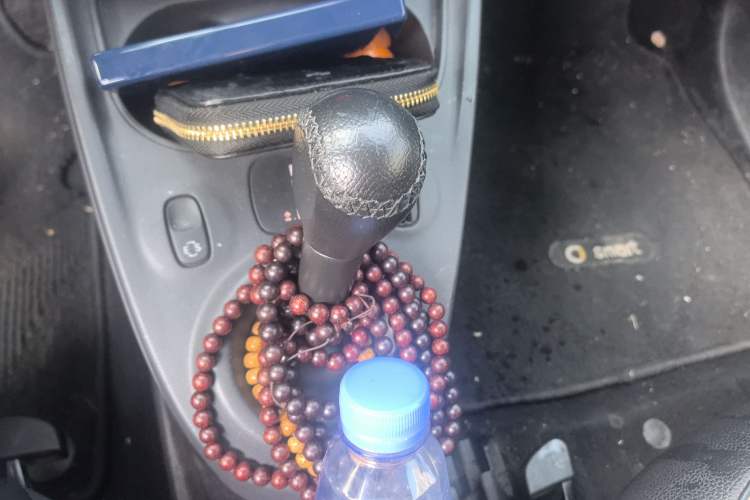 Used smart forfour 2018 0.9T 66 kW Pioneer Edition Gear Lever