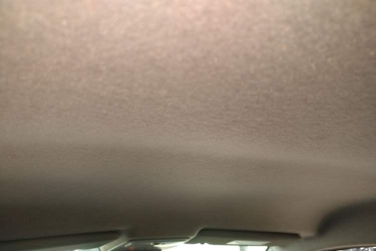 Used smart forfour 2018 1.0L 52 kW Dynamic Edition Headliner