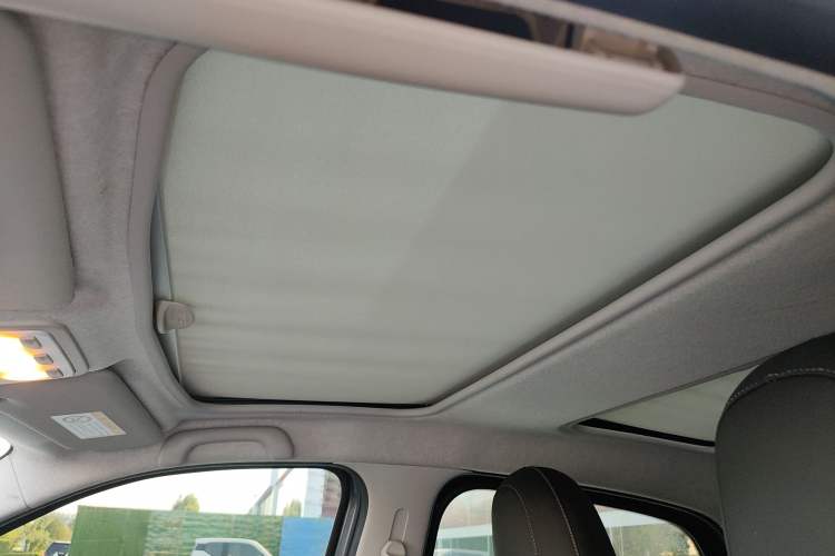 Used smart forfour 2018 0.9T 66 kW Pioneer Edition Headliner