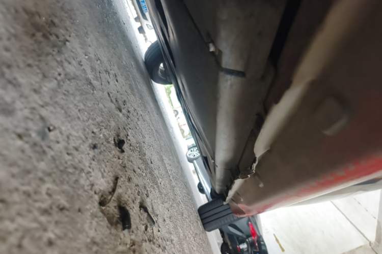 Used smart forfour 2018 1.0L 52 kW Dynamic Edition Left Side Sill
