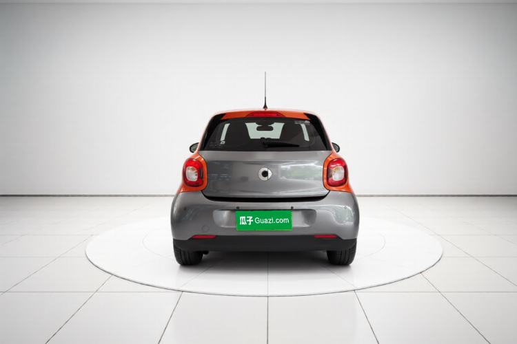 Used smart forfour 2018 1.0L 52 kW Dynamic Edition Rear