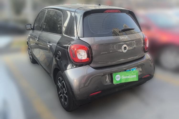 Used smart forfour 2018 0.9T 66 kW Pioneer Edition Rear Left 45 Deg