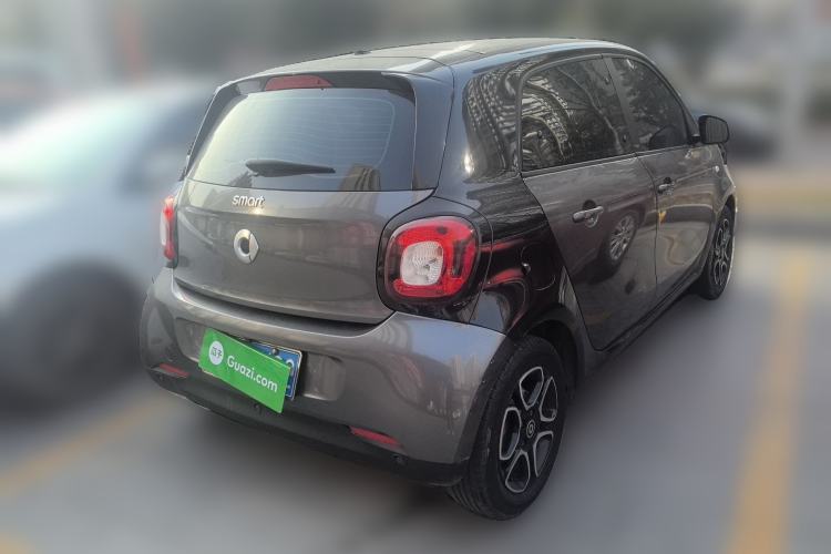 Used smart forfour 2018 0.9T 66 kW Pioneer Edition Rear Right 45 Deg