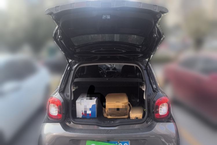Used smart forfour 2018 0.9T 66 kW Pioneer Edition Trunk