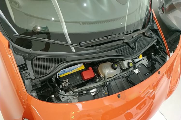 Used smart forfour 2018 1.0L 52 kW Dynamic Edition Engine Bay