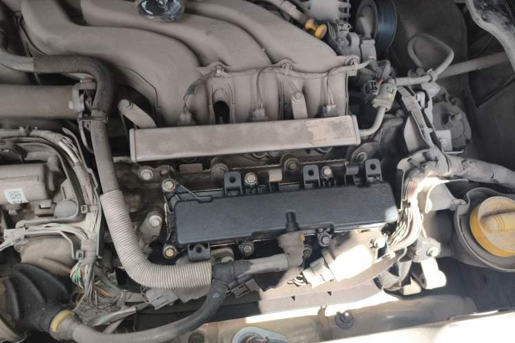 Used smart forfour 2018 1.0L 52 kW Dynamic Edition Engine Bay Left