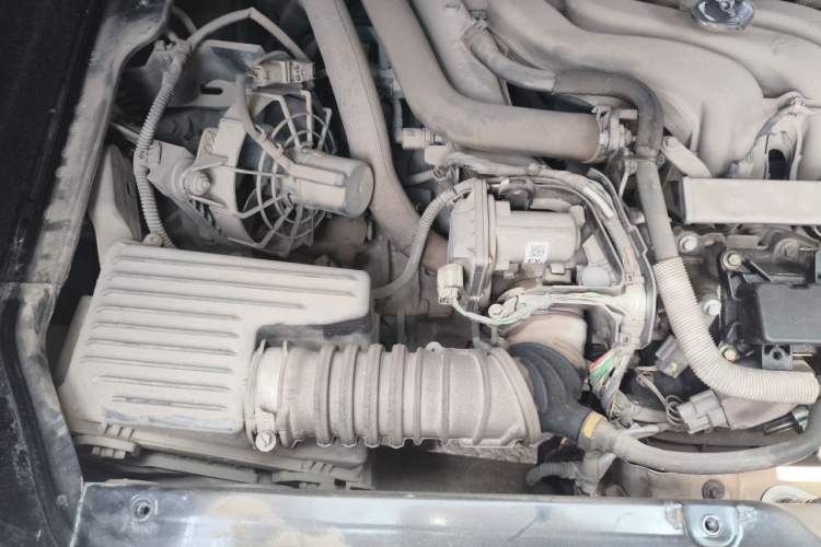 Used smart forfour 2018 1.0L 52 kW Dynamic Edition Engine Bay Right