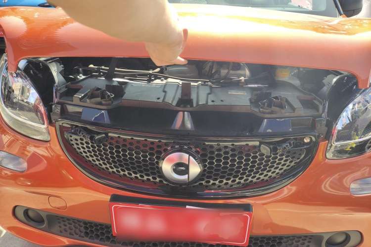Used smart forfour 2018 1.0L 52kW Passion Edition Engine Bay