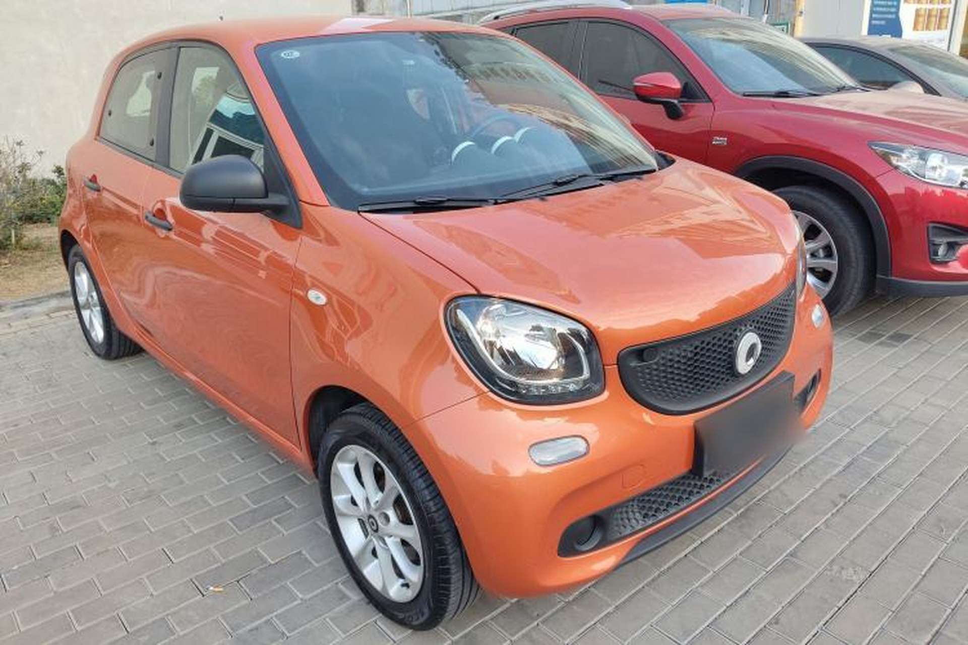 Used smart forfour 2018 1.0L 52 kW Dynamic Edition Exterior 2