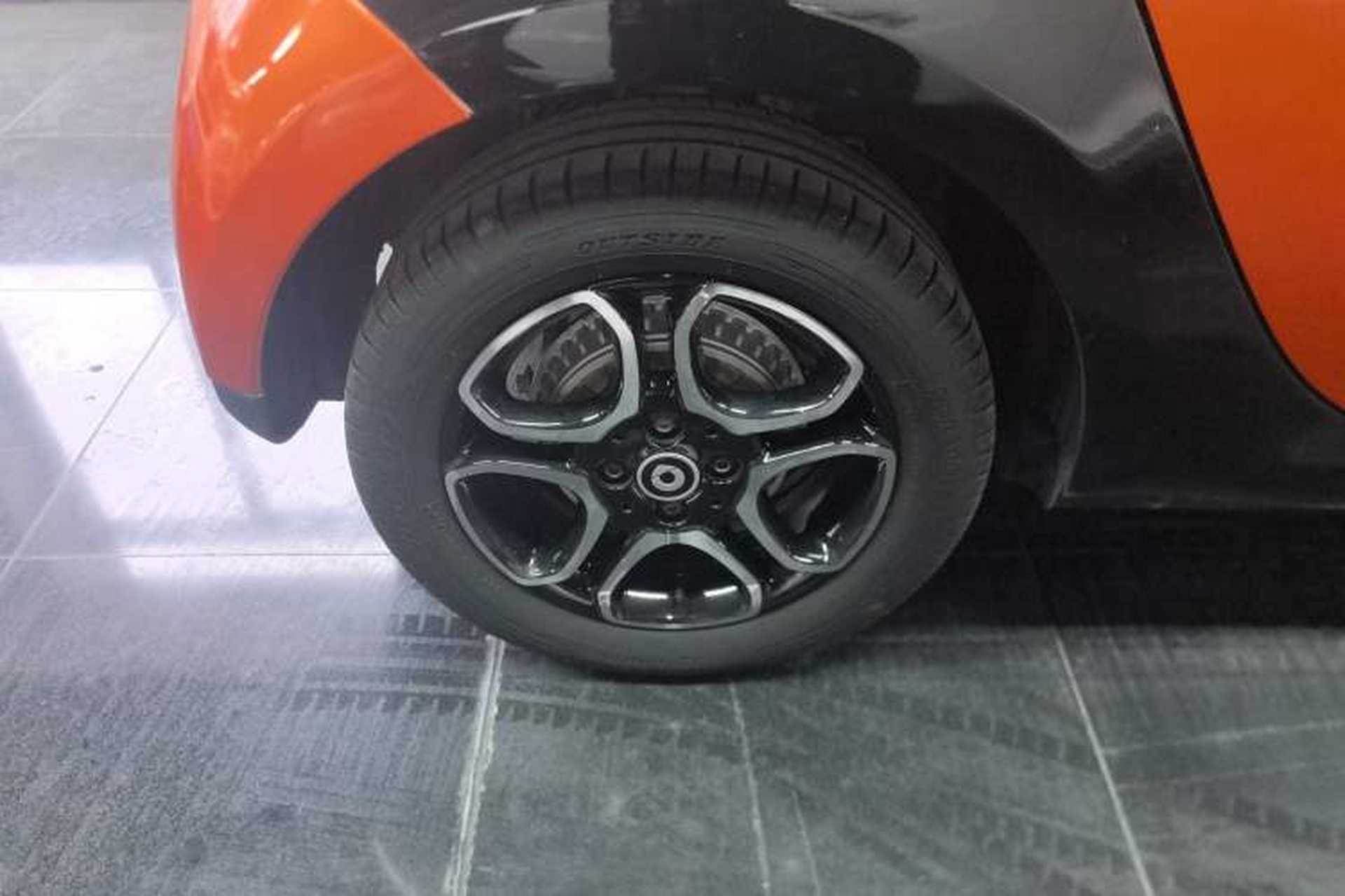 Used smart forfour 2018 1.0L 52kW Passion Edition Exterior 8