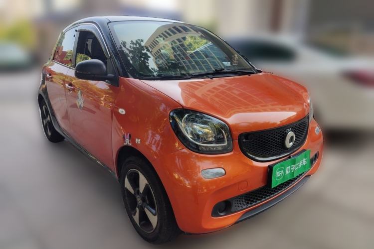 Used smart forfour 2018 1.0L 52kW Passion Edition Front Right 45 Deg