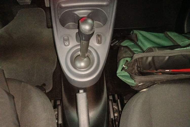 Used smart forfour 2018 1.0L 52 kW Dynamic Edition Gear Lever