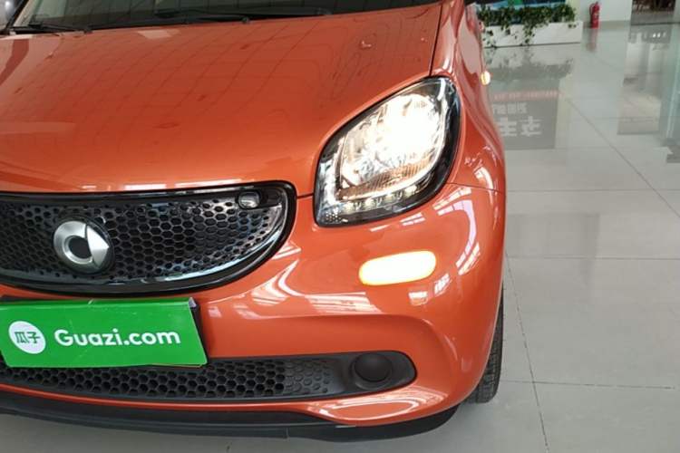 Used smart forfour 2018 1.0L 52kW Passion Edition Left Front Headlight