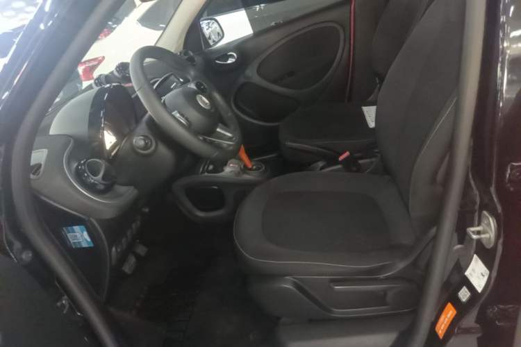 Used smart forfour 2018 1.0L 52kW Passion Edition Left Front Seat