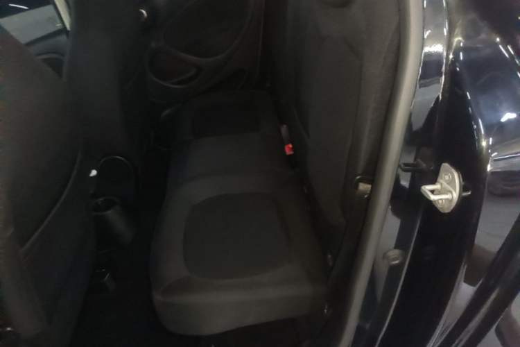 Used smart forfour 2018 1.0L 52kW Passion Edition Left Rear Seat
