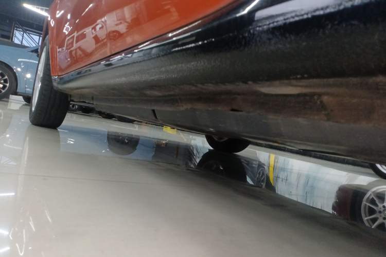 Used smart forfour 2018 1.0L 52 kW Dynamic Edition Left Side Sill