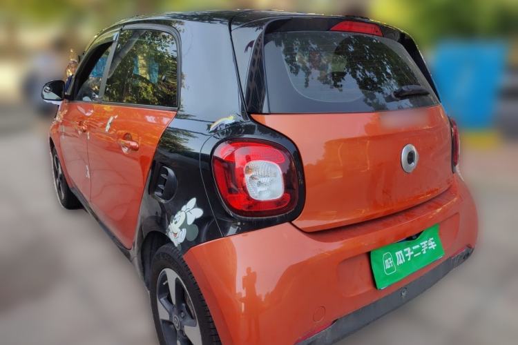 Used smart forfour 2018 1.0L 52kW Passion Edition Rear Left 45 Deg