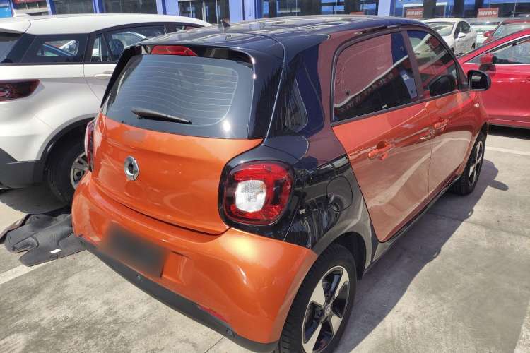 Used smart forfour 2018 1.0L 52kW Passion Edition Rear Right 45 Deg