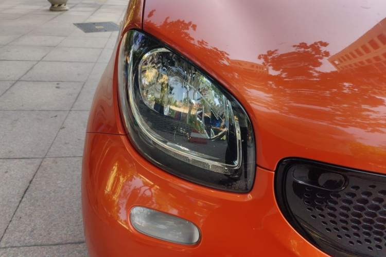 Used smart forfour 2018 1.0L 52kW Passion Edition Right Front Headlight