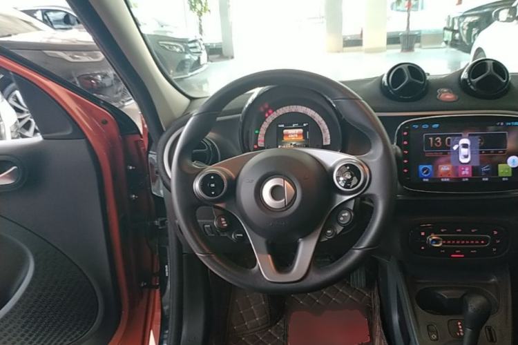 Used smart forfour 2018 1.0L 52kW Passion Edition Steering Wheel