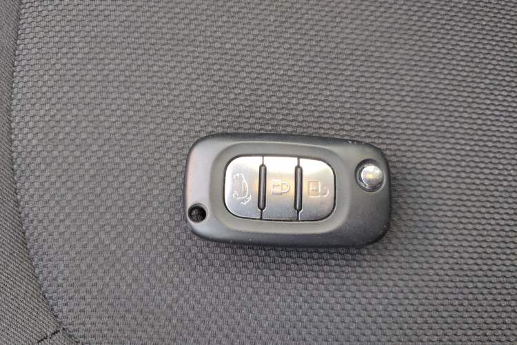 Used smart forfour 2018 1.0L 52kW Passion Edition Vehicle Key