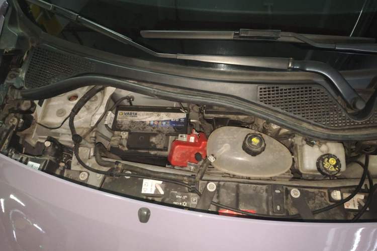Used smart forfour 2018 0.9T 66 kW Pioneer Edition Engine Bay Right