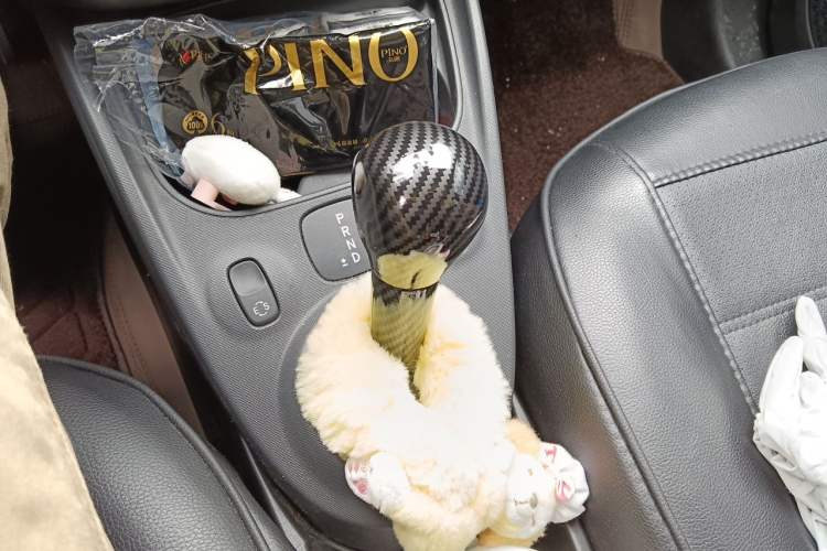 Used smart forfour 2018 1.0L 52kW Passion Edition Gear Lever