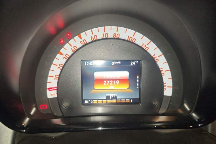 Used smart forfour 2018 0.9T 66 kW Pioneer Edition Instrument Cluster