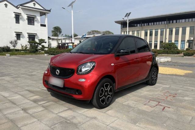 Used smart forfour 2018 0.9T 66 kW Pioneer Edition