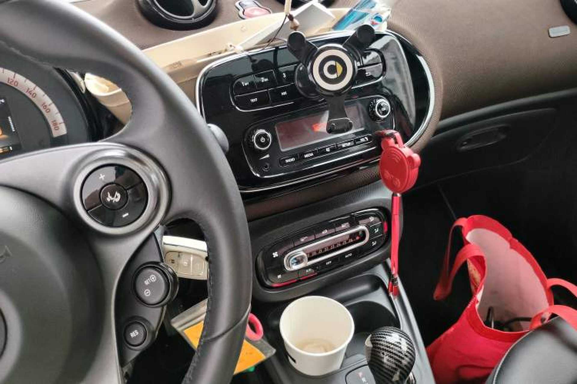 Used smart forfour 2018 0.9T 66 kW Fashion Edition Audio And AC Panel