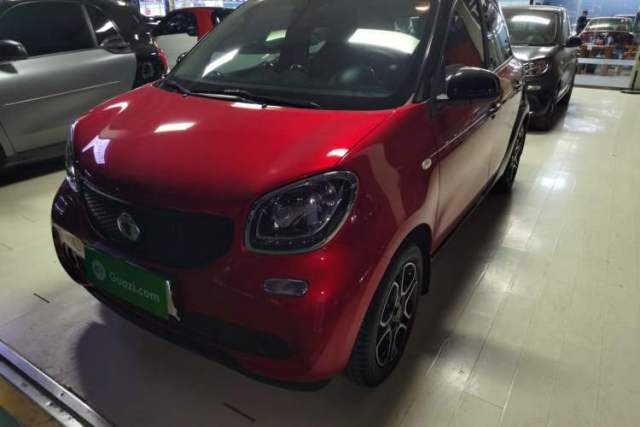 Used smart forfour 2018 0.9T 66 kW Pioneer Edition