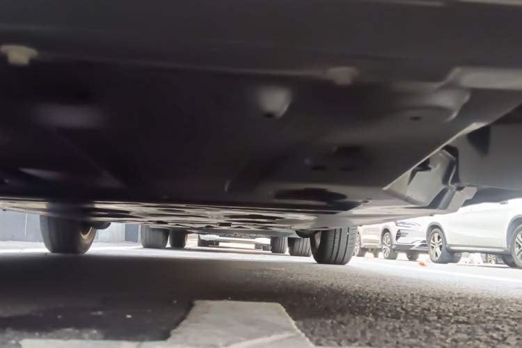Used smart forfour 2018 1.0L 52 kW Dynamic Edition Chassis Front