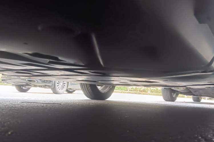 Used smart forfour 2018 1.0L 52 kW Dynamic Edition Chassis Rear Right