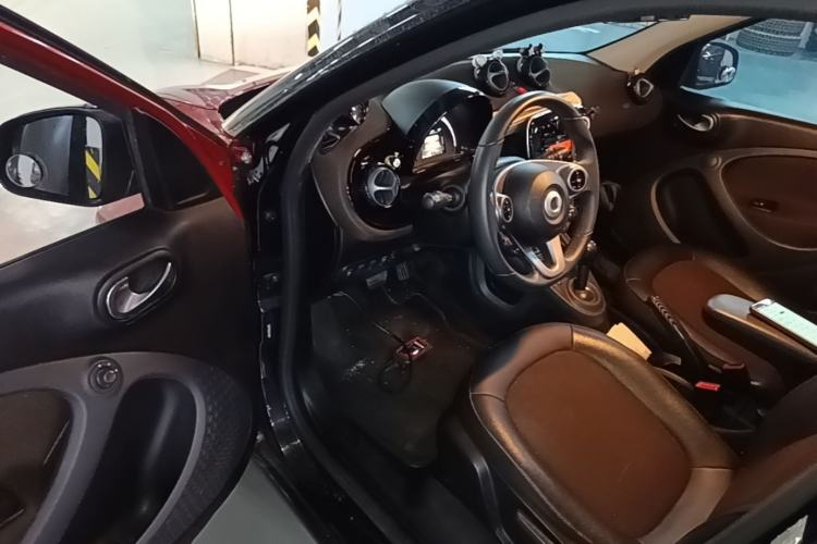 Used smart forfour 2018 0.9T 66 kW Fashion Edition Driver Seat