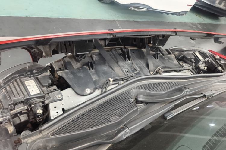 Used smart forfour 2018 1.0L 52kW Passion Edition Engine Bay