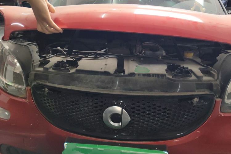 Used smart forfour 2018 1.0L 52kW Passion Edition Engine Bay