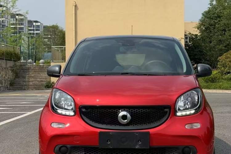 Used smart forfour 2018 1.0L 52kW Passion Edition Exterior 1