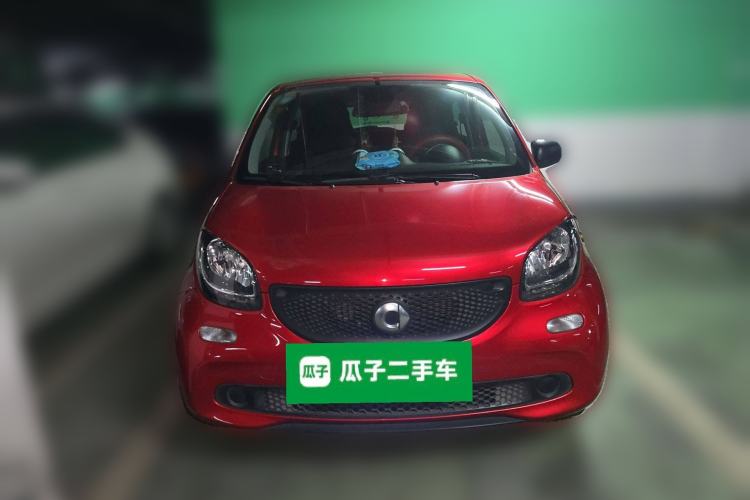 Used smart forfour 2018 1.0L 52 kW Dynamic Edition Exterior 1