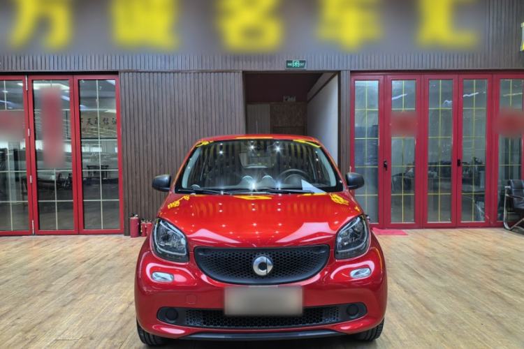 Used smart forfour 2018 1.0L 52 kW Dynamic Edition Exterior 2